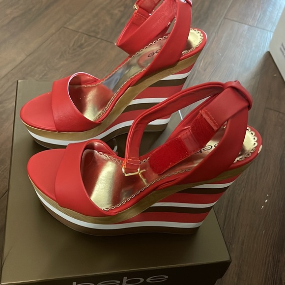 Bebe Wedge - Picture 3 of 6